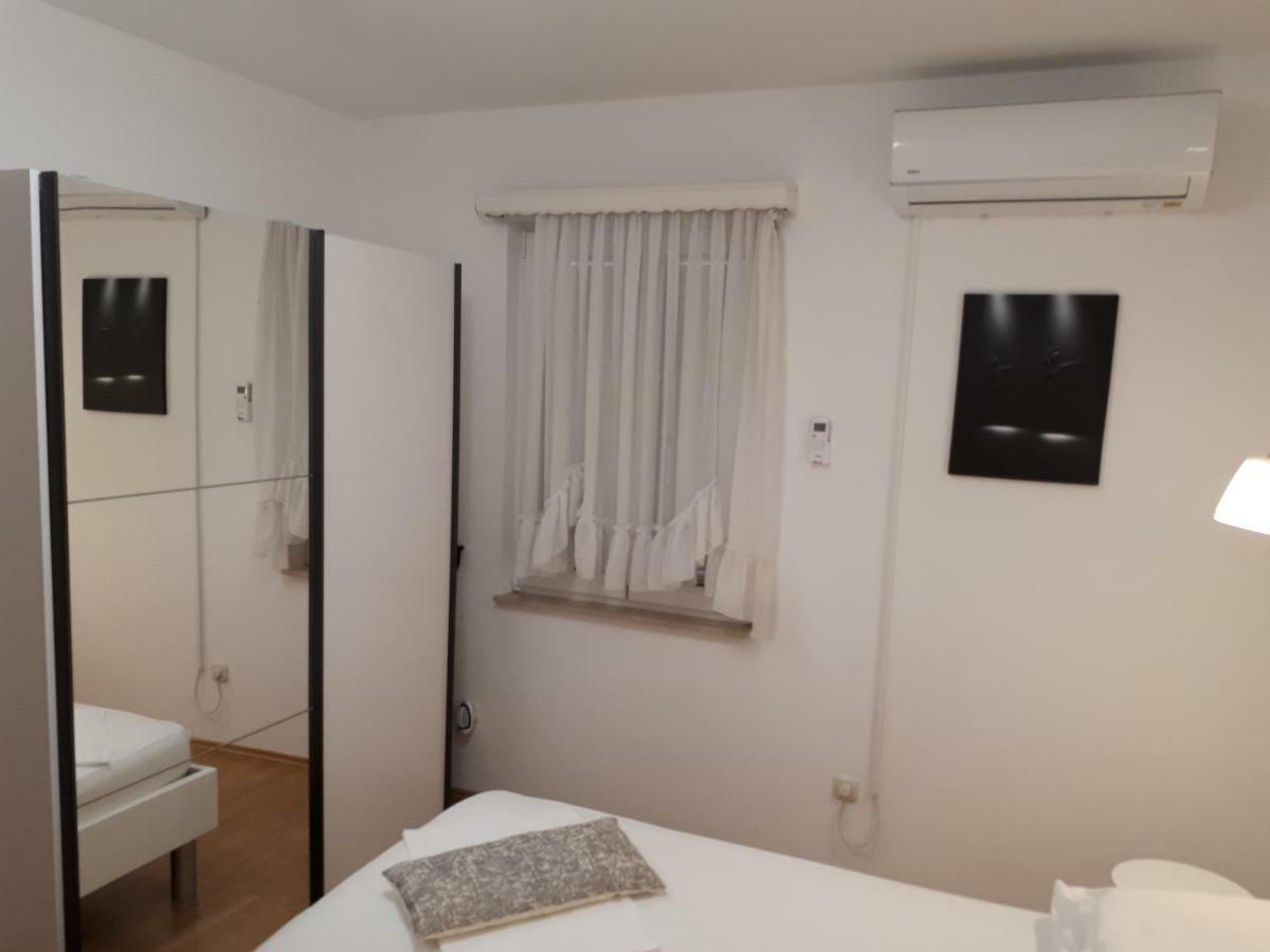 Viki Apartament Makarska